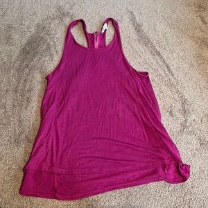 fuchsia AE tank top with zipper on back